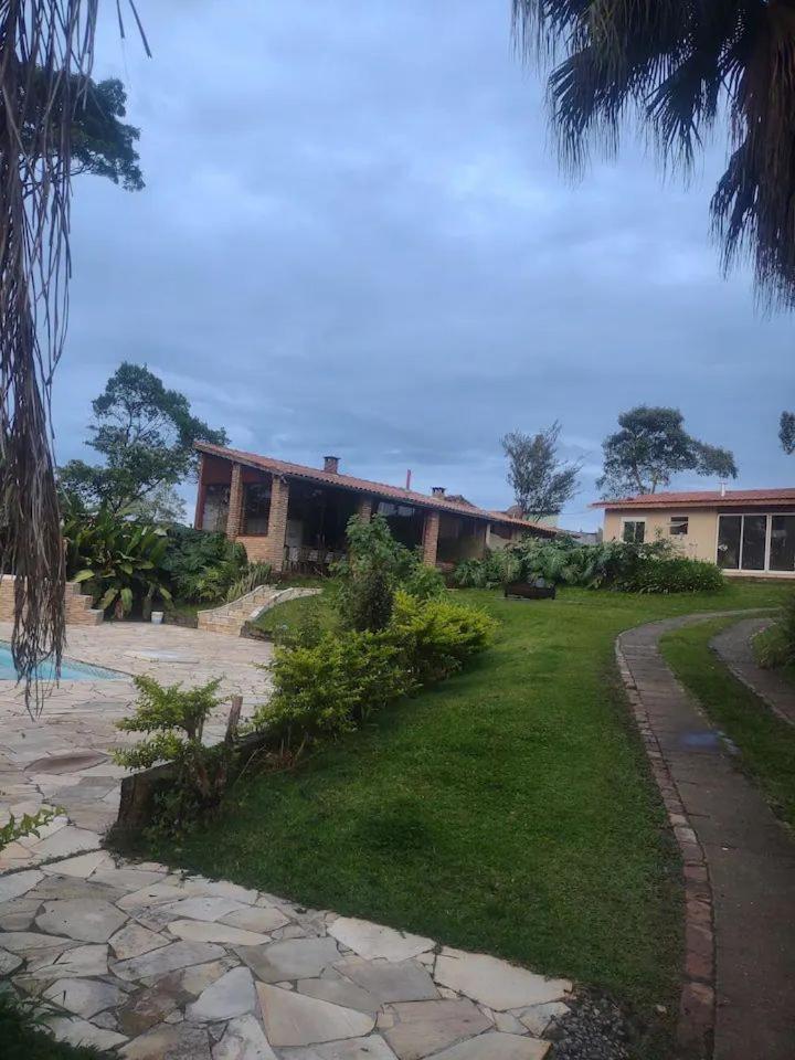 Chacara Paraiso Tropical Villa Biritiba-Mirim